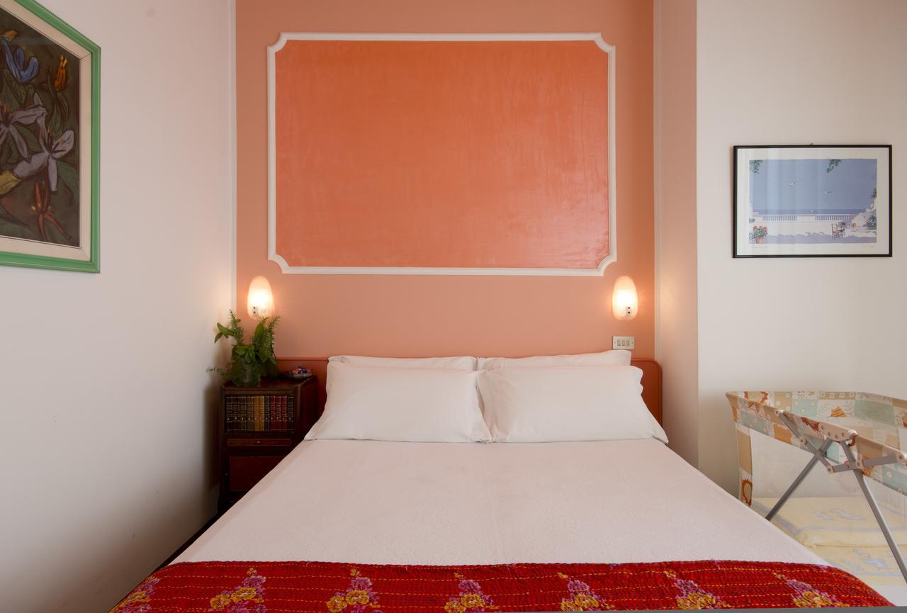 Hotel Trafalgar Rimini Eksteriør billede