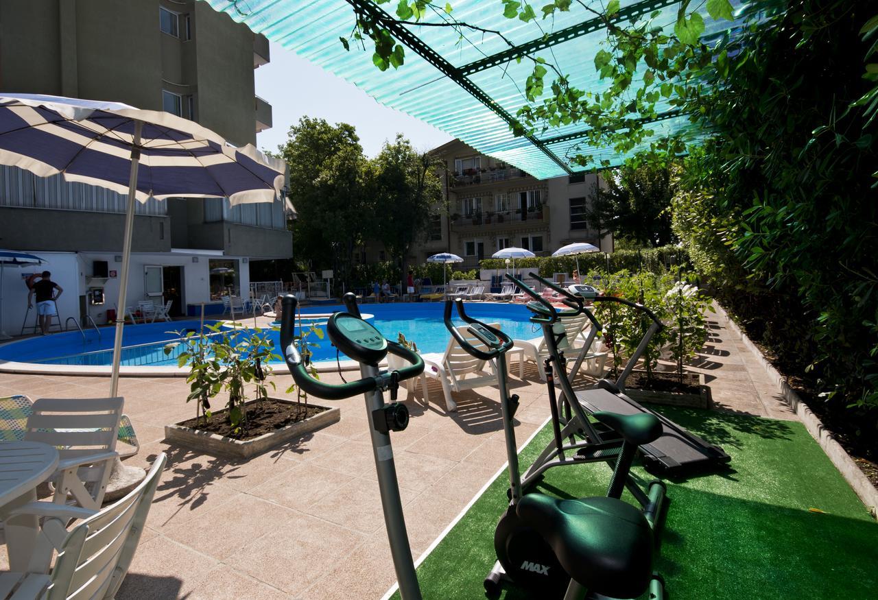 Hotel Trafalgar Rimini Eksteriør billede